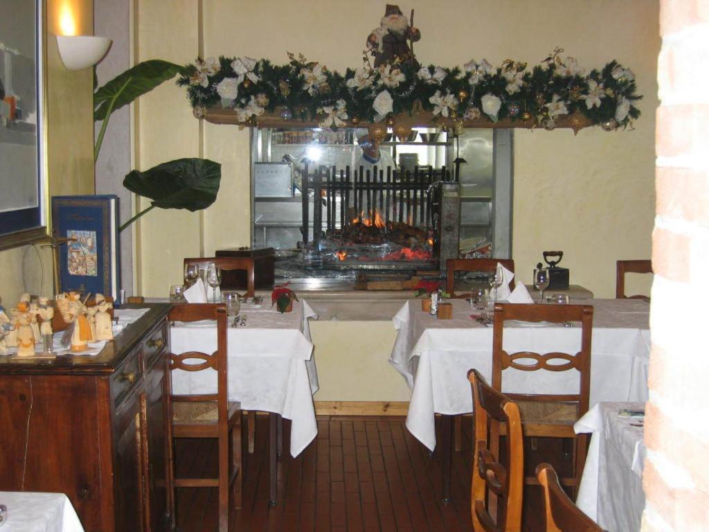 Hotel Del Parco Ristorante Loris Пиеве ди Солиго Екстериор снимка
