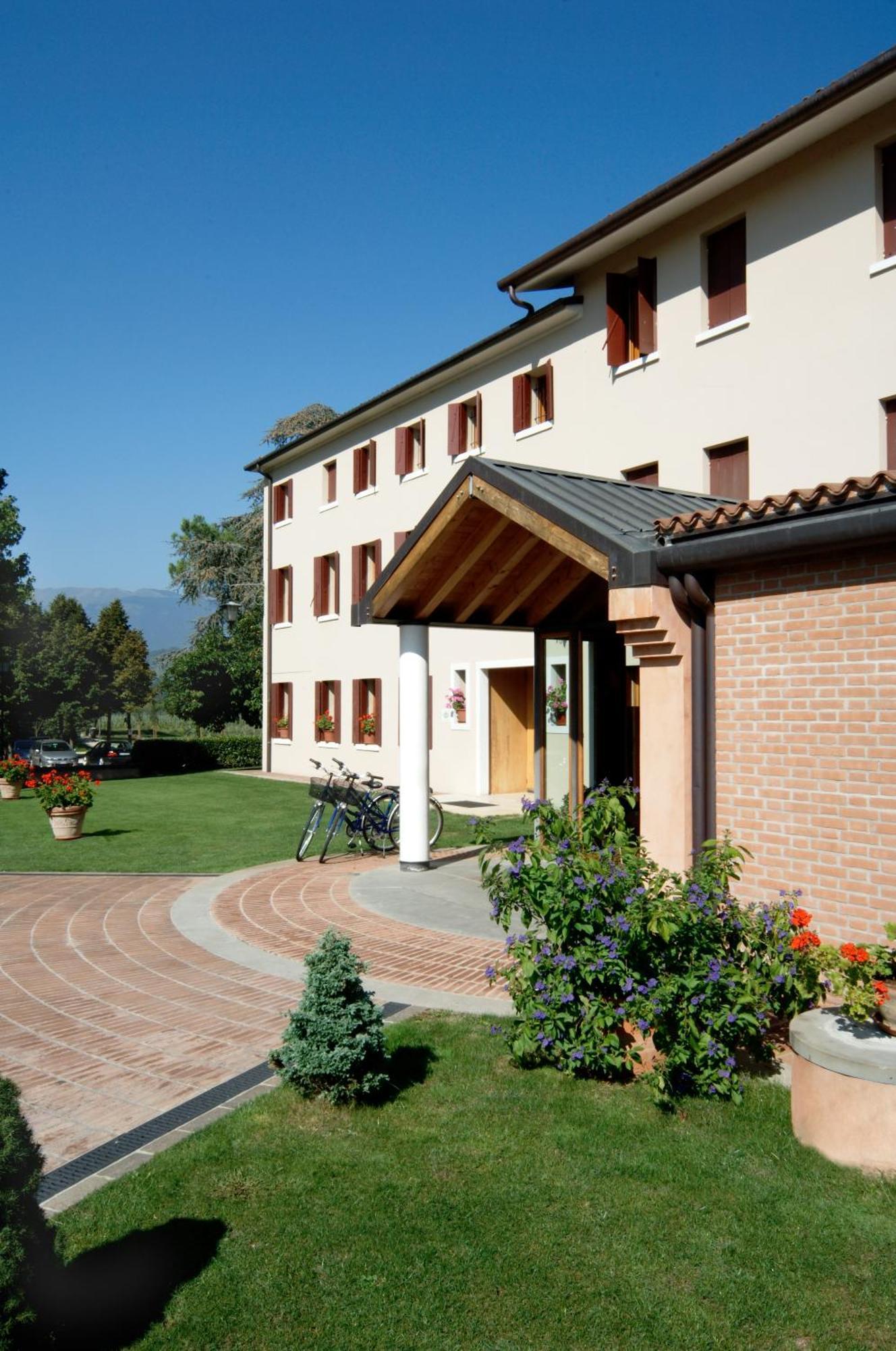 Hotel Del Parco Ristorante Loris Пиеве ди Солиго Екстериор снимка
